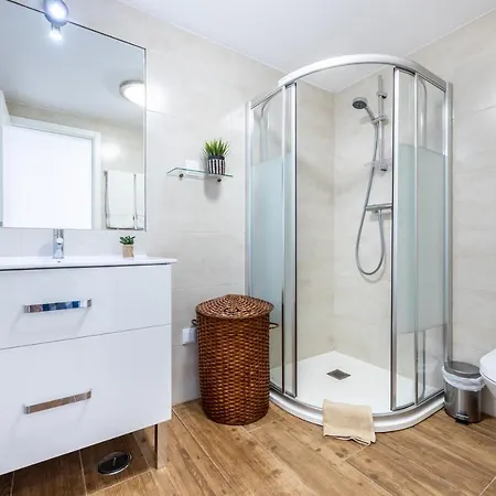 Casa Da Tita بيت للعطل *