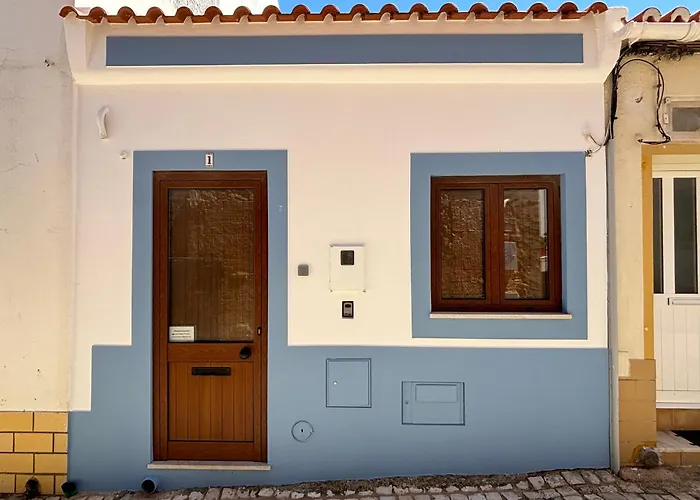 Casa Da Tita 알보르